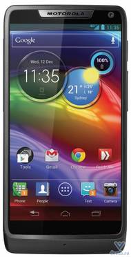 Телефон Motorola RAZR M